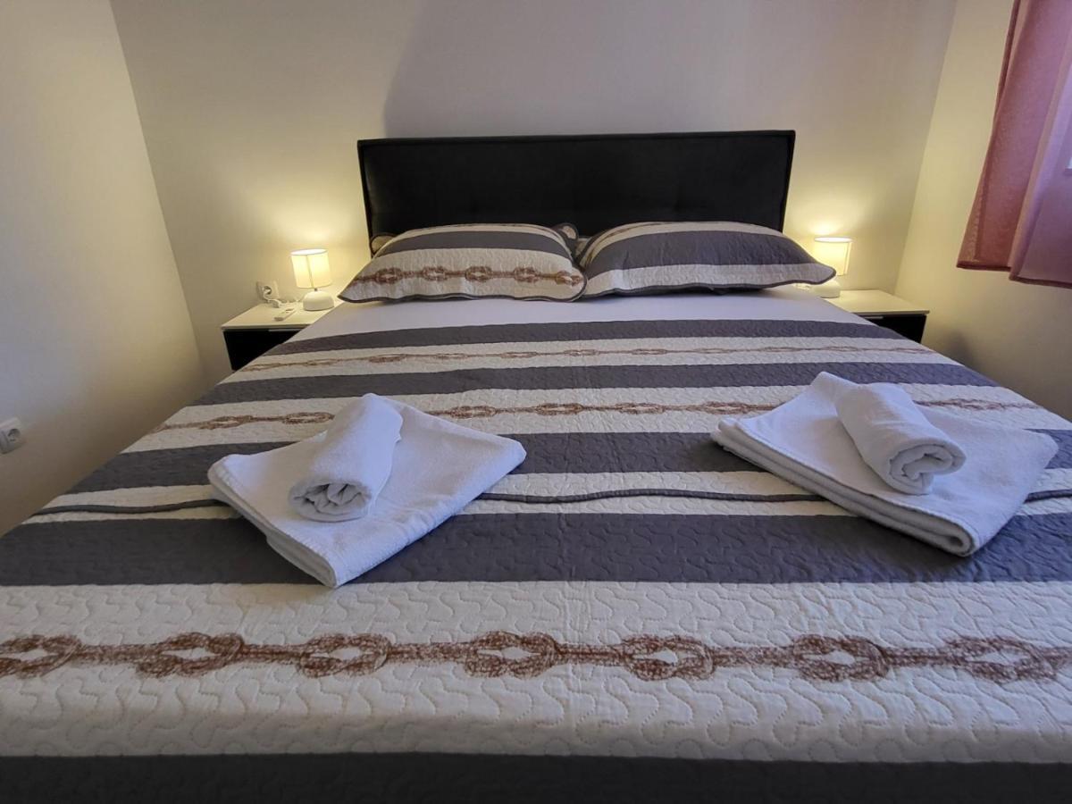 Apartments Manda Нови-Винодолски Экстерьер фото